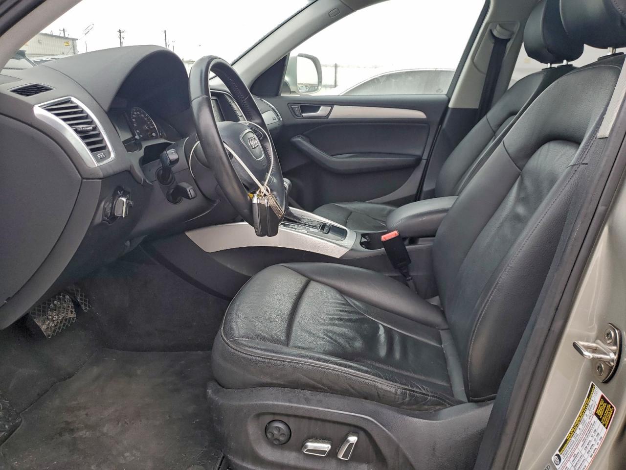 AUDI Q5 PREMIUM PLUS