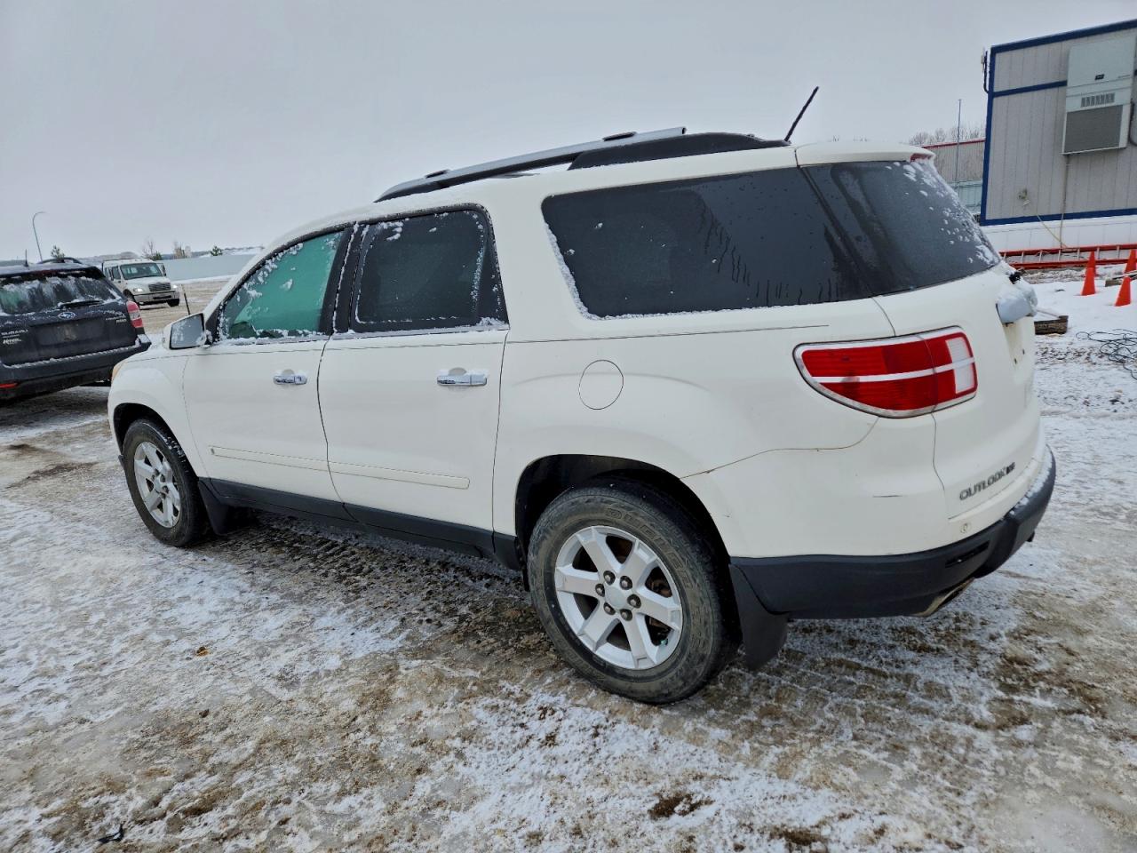 Lot #3317995928 2007 SATURN OUTLOOK XR