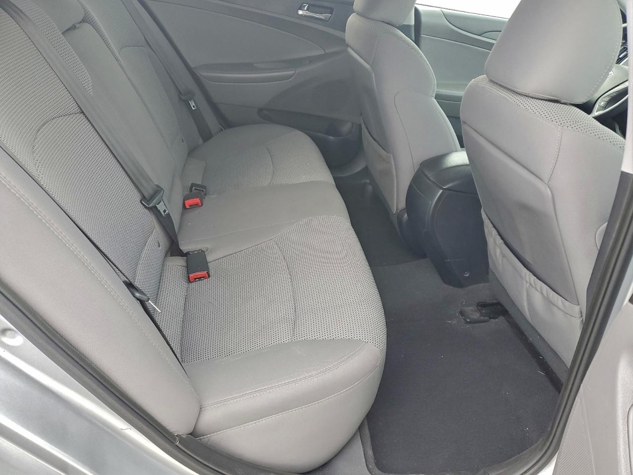 Lot #3311455241 2014 HYUNDAI SONATA GLS