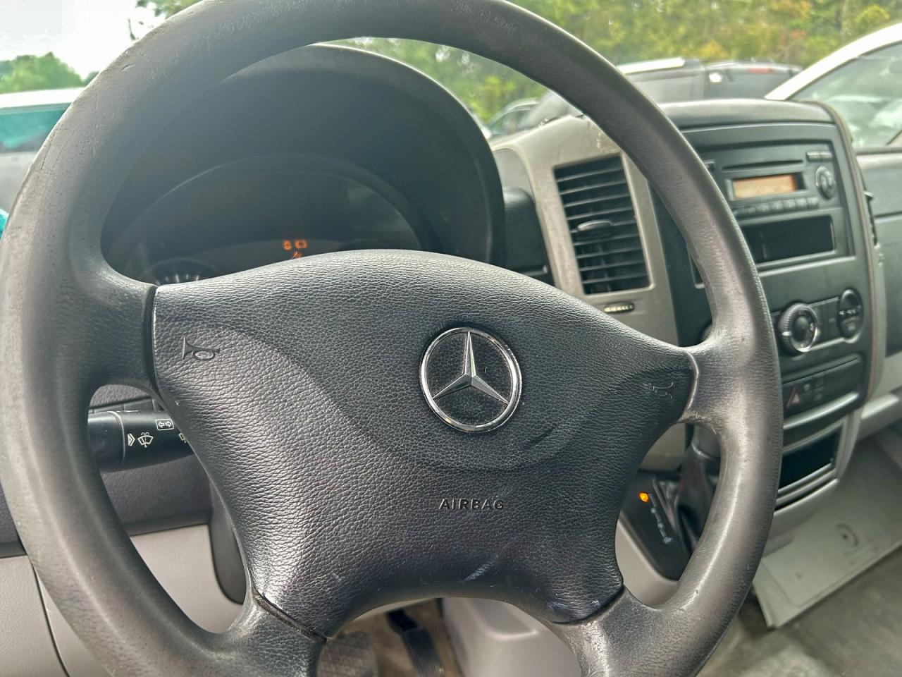 MERCEDES-BENZ SPRINTER 2500