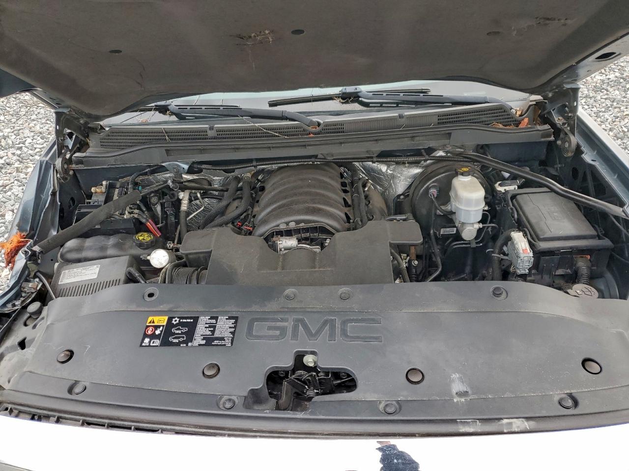 GMC SIERRA C1500 SLE