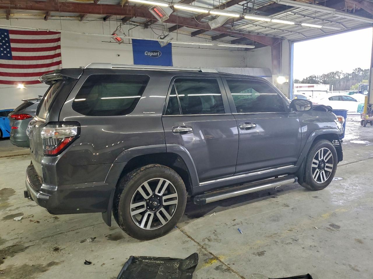 TOYOTA 4RUNNER SR5/SR5 PREMIUM