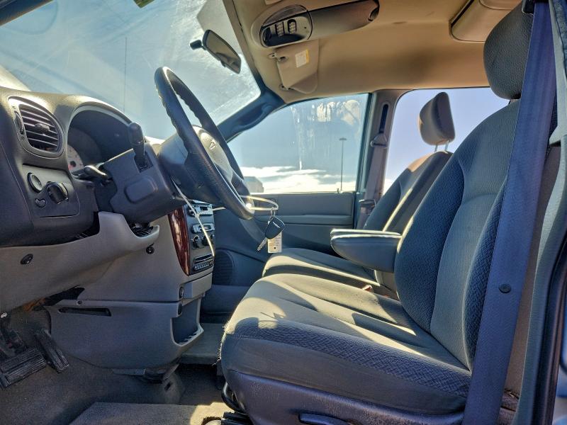 2004 CHRYSLER TOWN & COU #3309363965