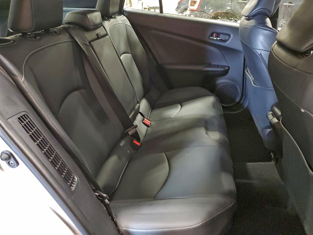 TOYOTA PRIUS PRIME LE