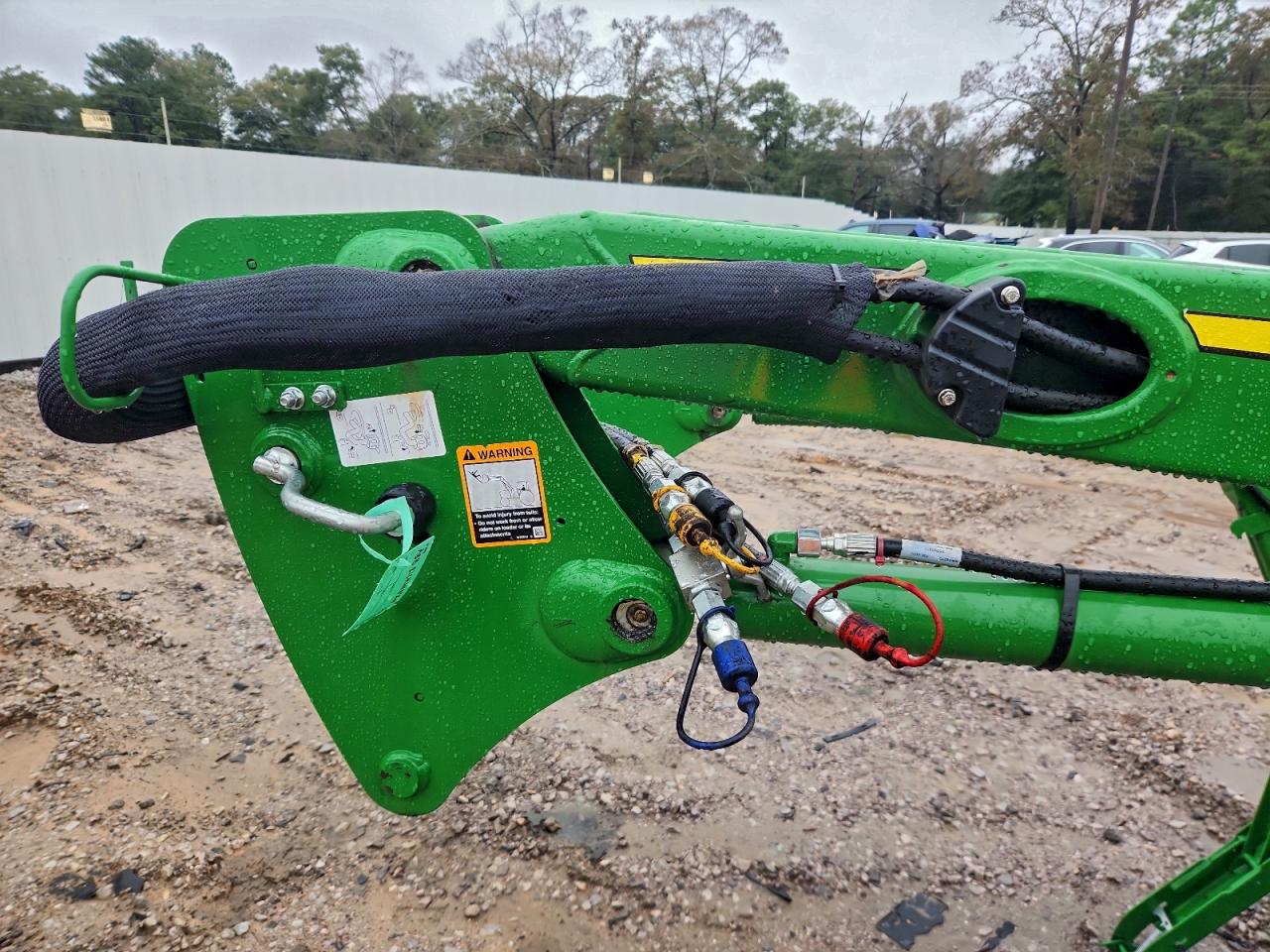 Lot #3312295770 2022 JOHN DEERE 520M