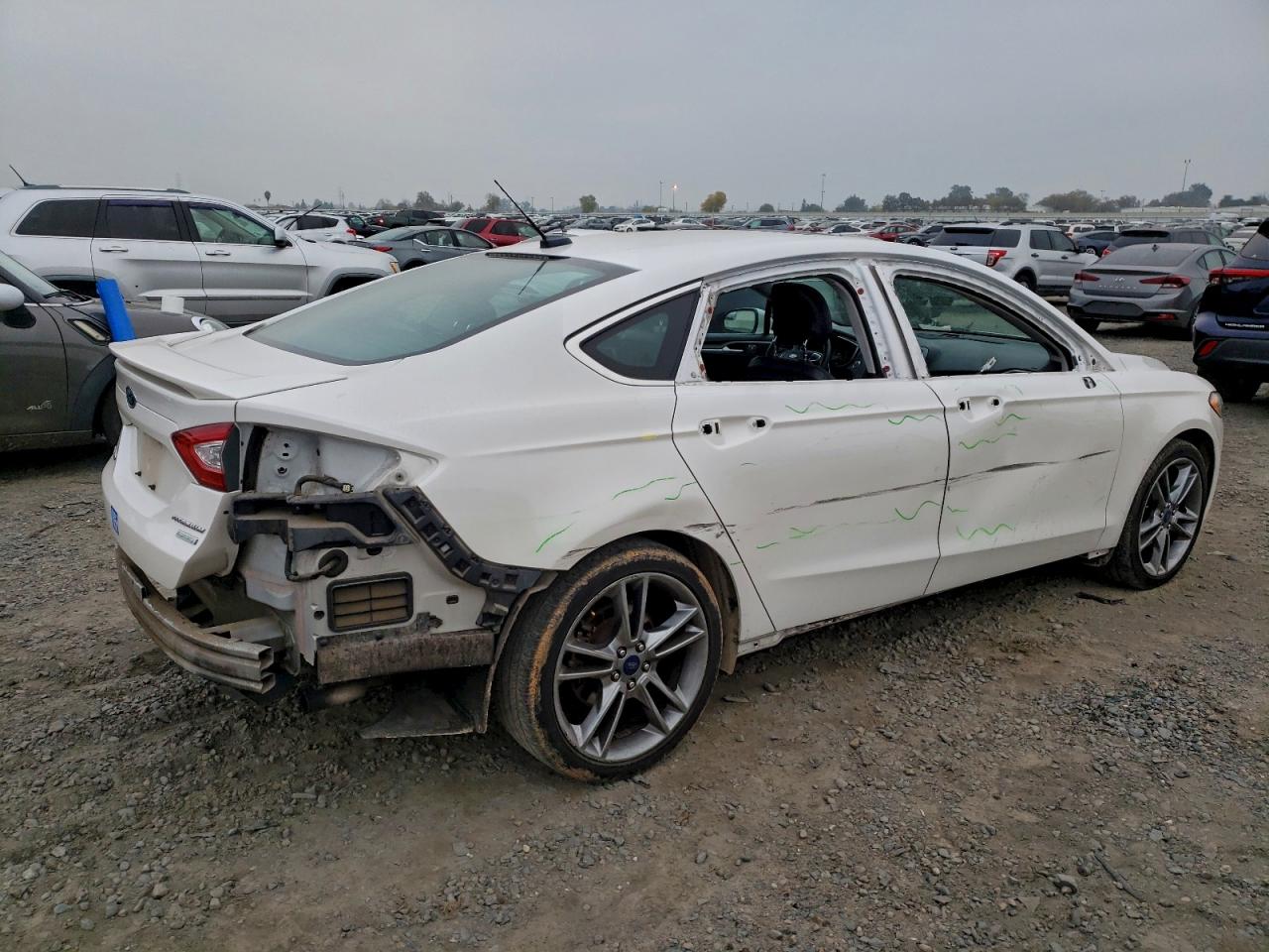 Lot #3310301086 2013 FORD FUSION TIT