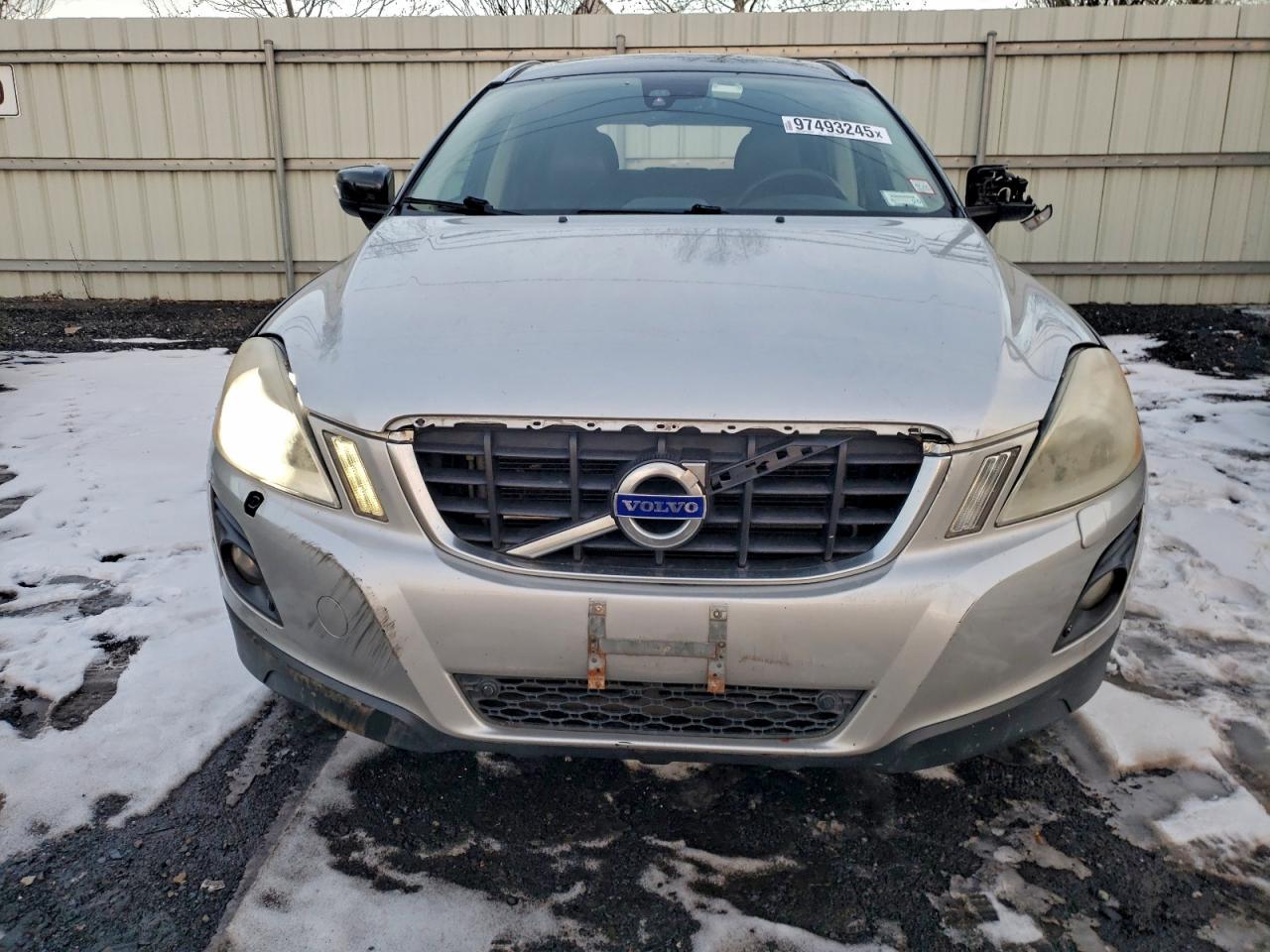 Lot #3318870980 2010 VOLVO XC60 T6