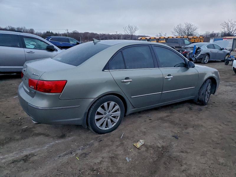 2010 HYUNDAI SONATA SE #3310603327