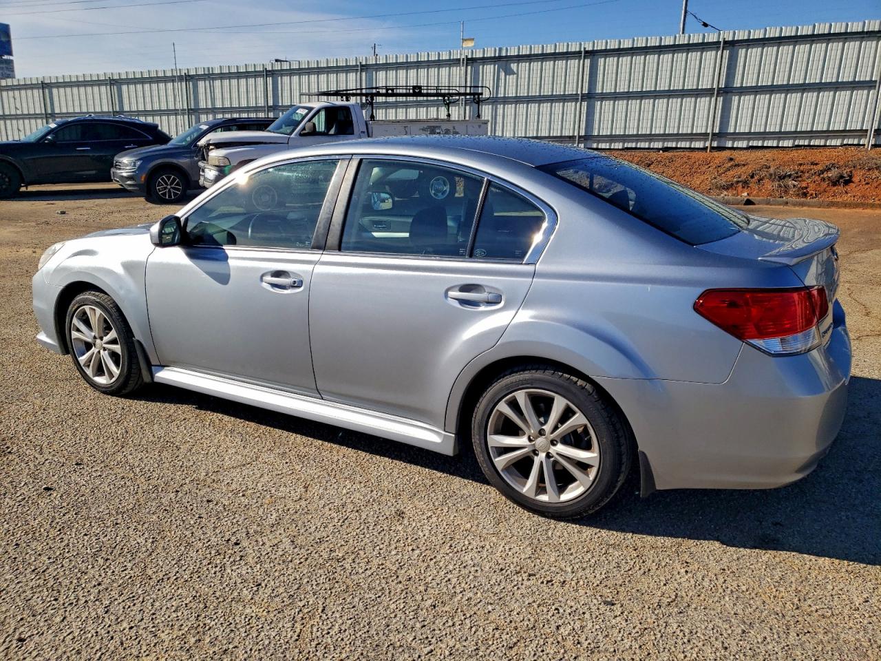 SUBARU LEGACY 2.5I PREMIUM