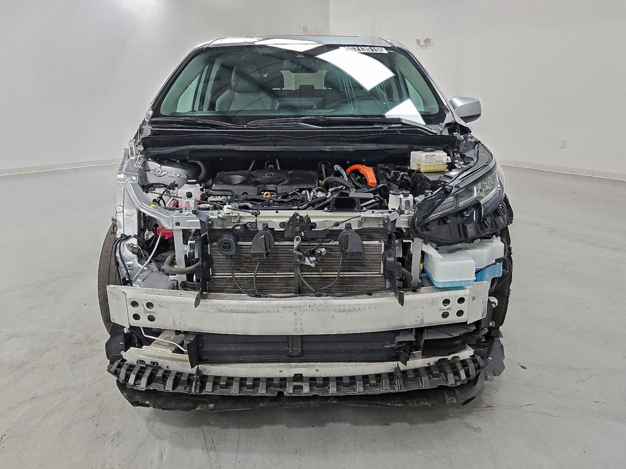 Lot #3317743085 2023 TOYOTA SIENNA XLE