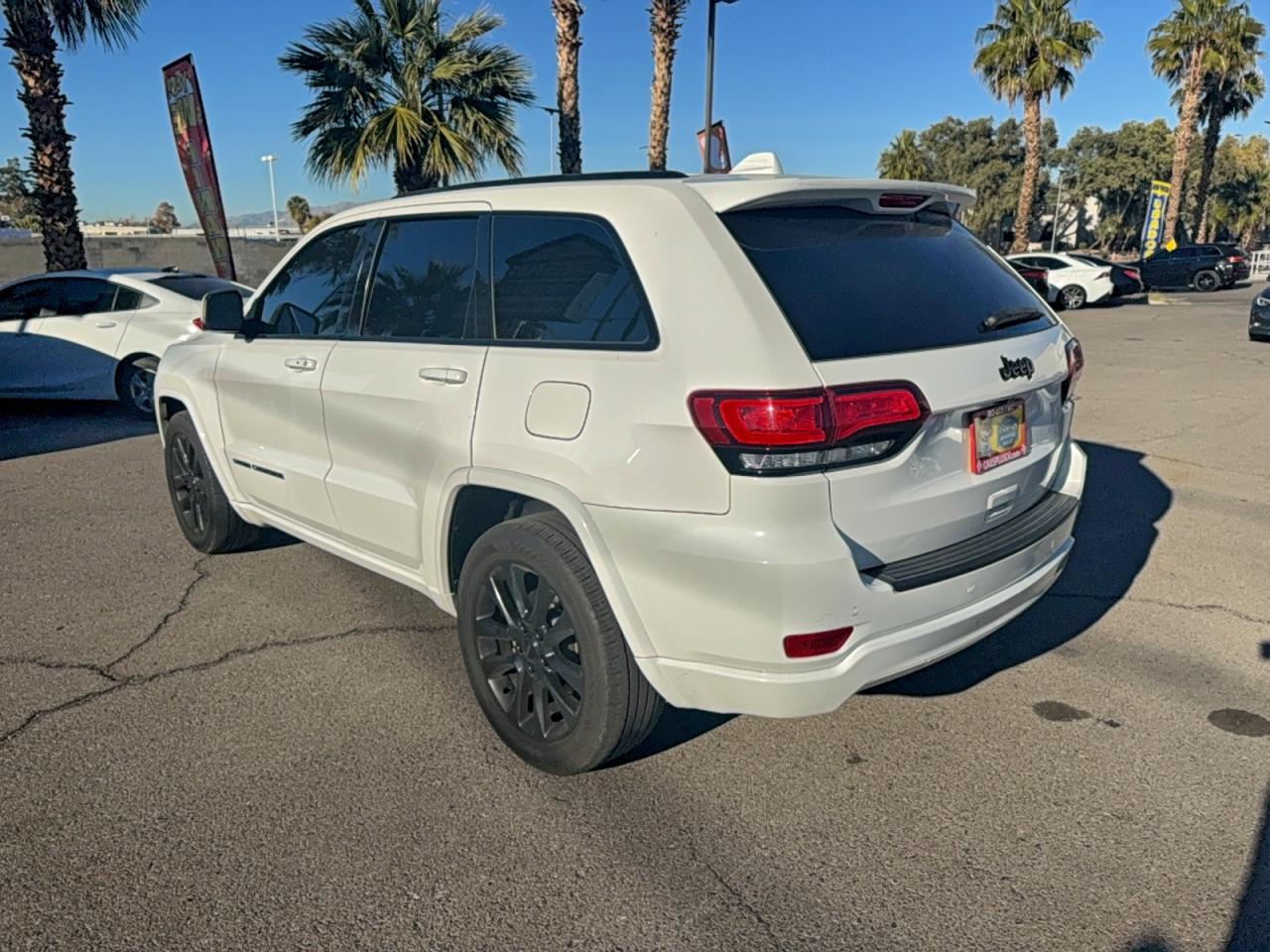 Lot #3311538236 2019 JEEP GRAND CHER