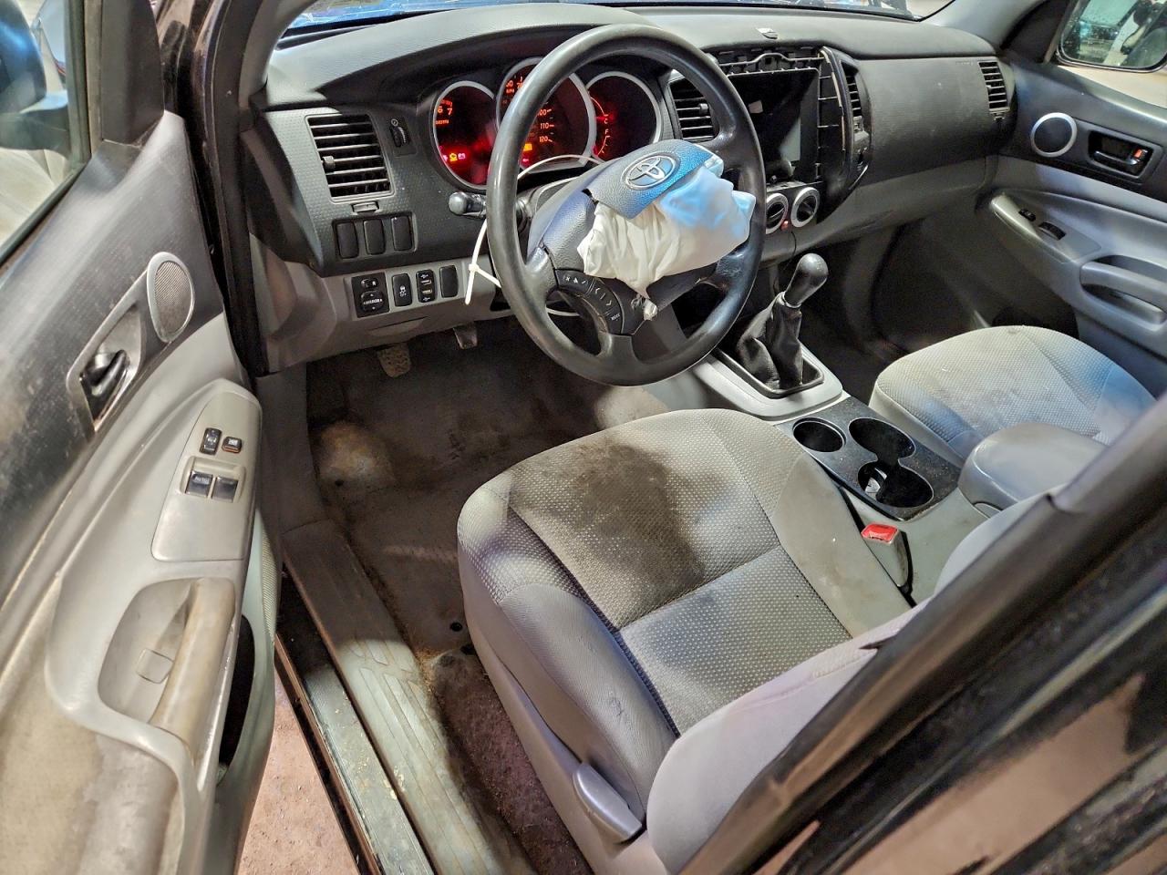 TOYOTA TACOMA ACCESS CAB