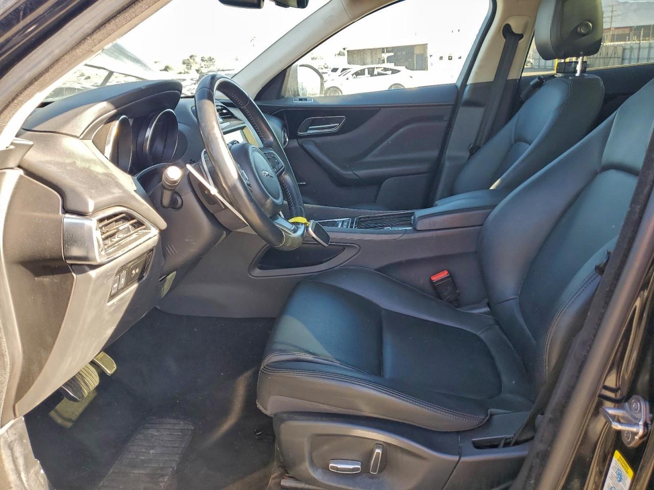 Lot #3319306719 2019 JAGUAR F-PACE PRE