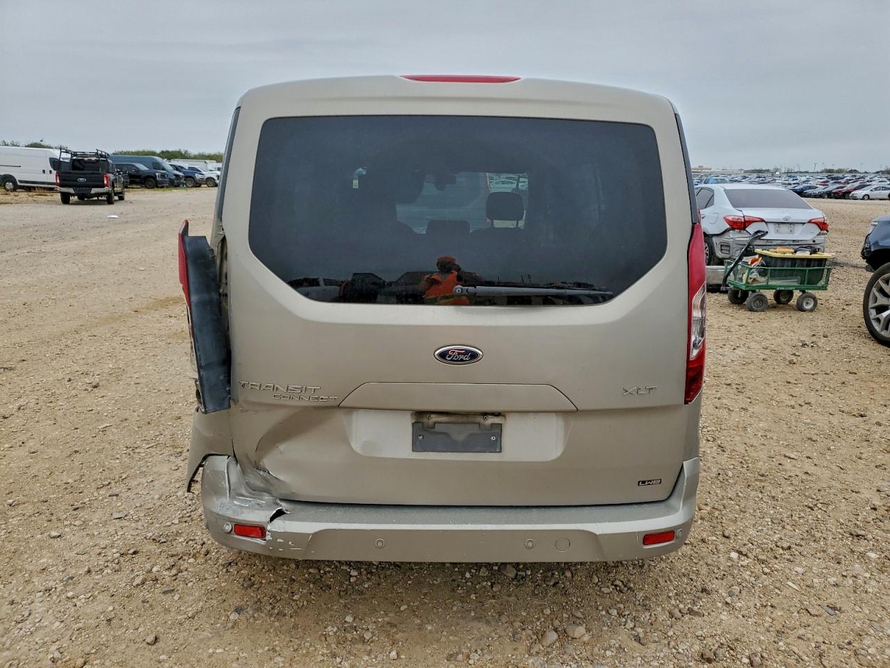 FORD TRANSIT CONNECT XLT