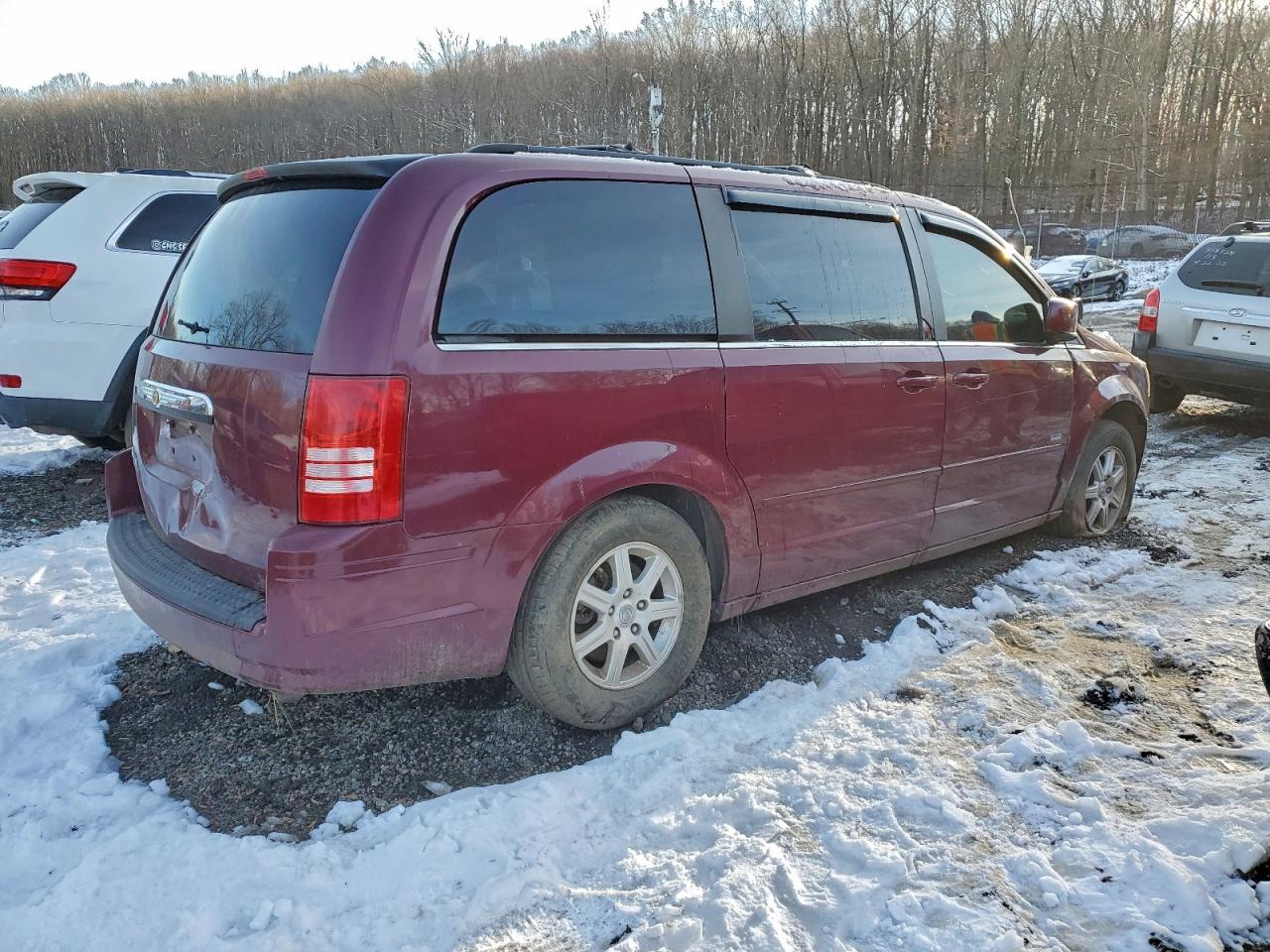 Lot #3317170152 2008 CHRYSLER TOWN & COU