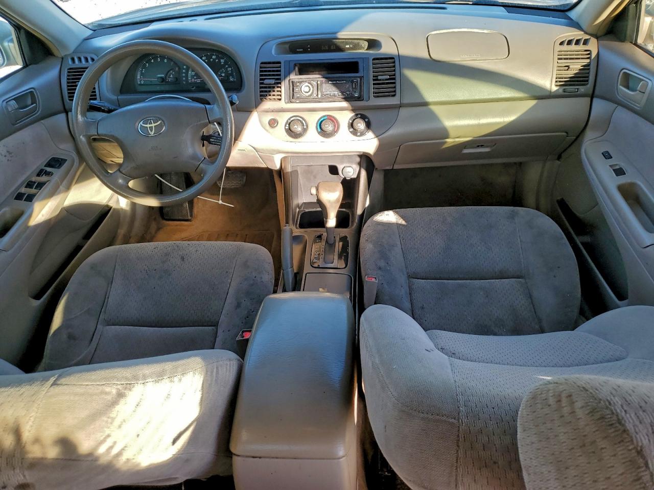 Lot #3304483443 2002 TOYOTA CAMRY LE