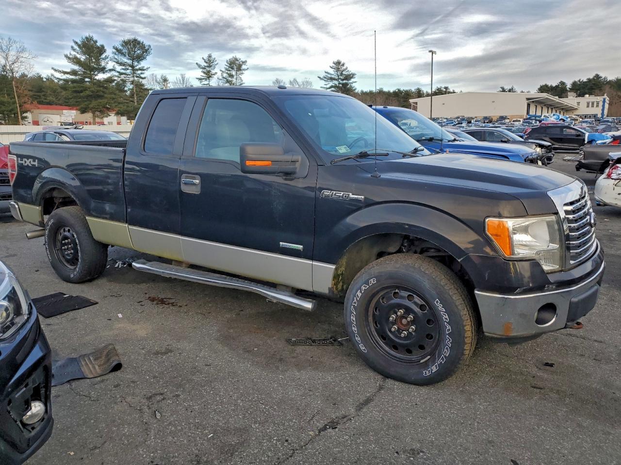 FORD F-150 SUPER CAB
