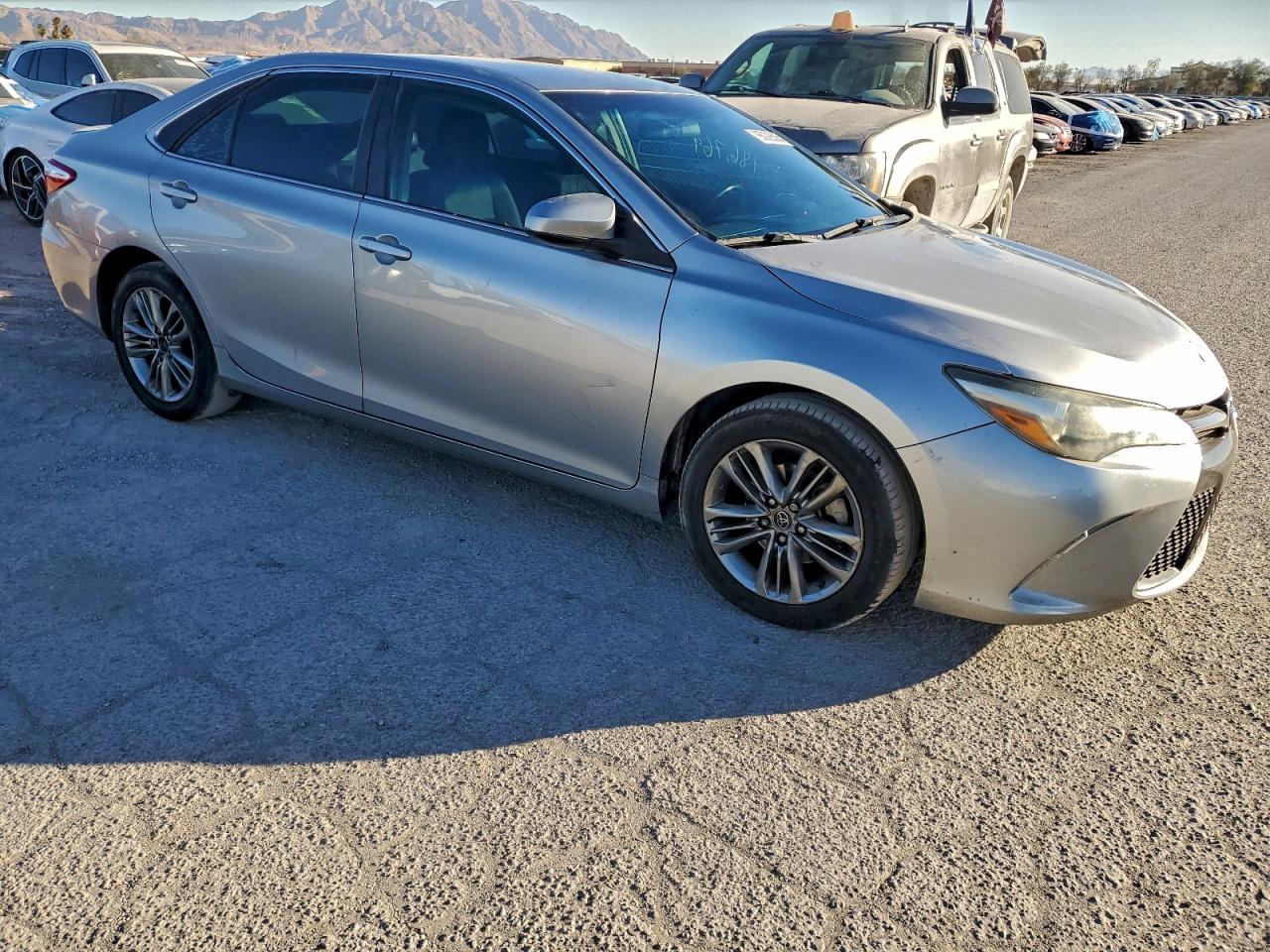 TOYOTA CAMRY LE