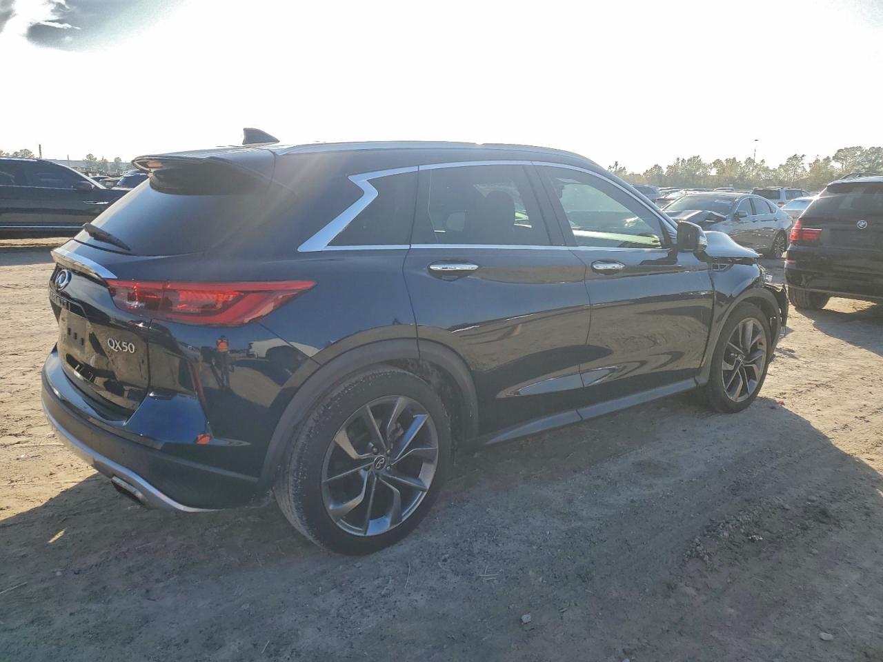 INFINITI QX50 ESSENTIAL