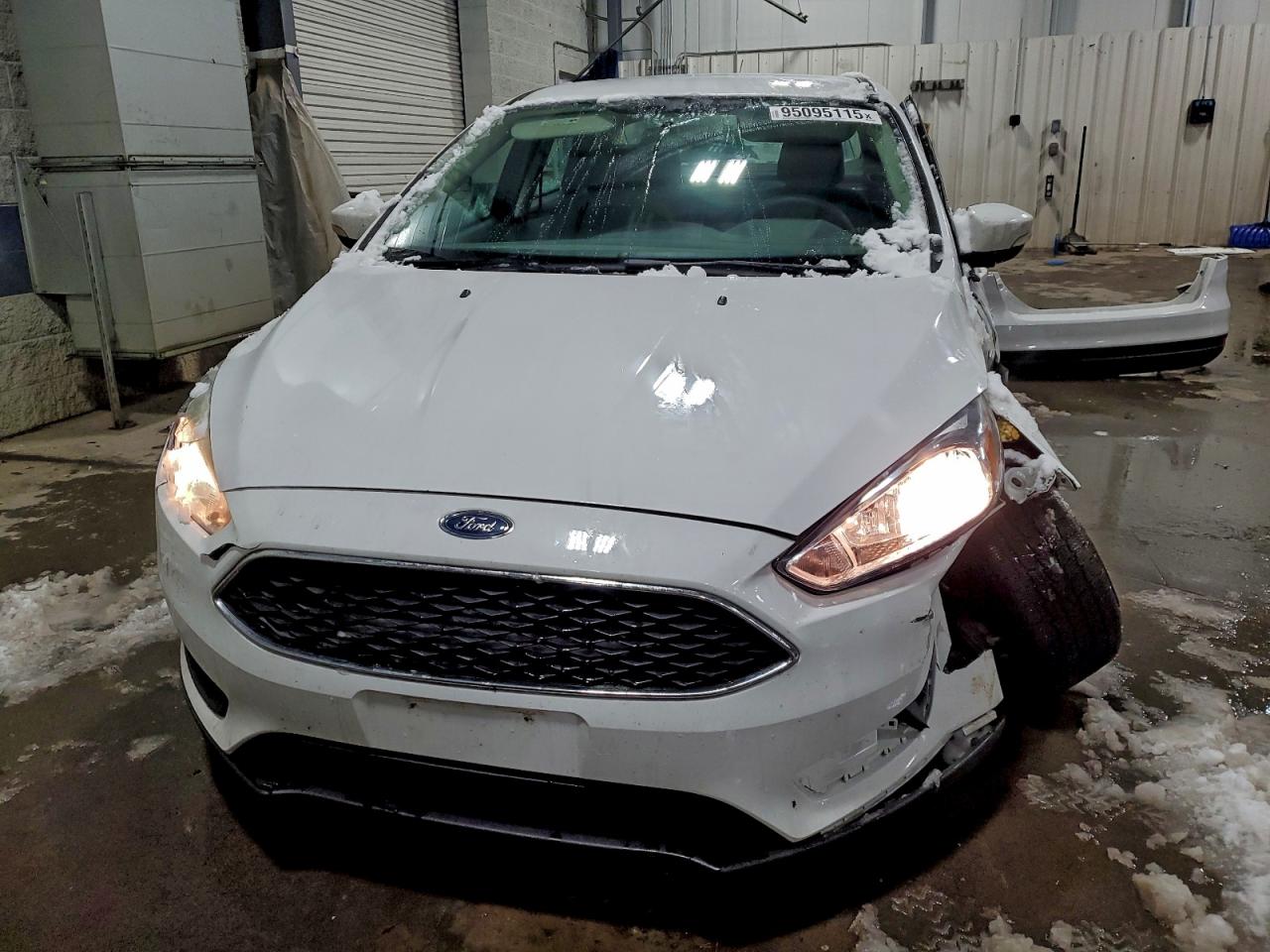 FORD FOCUS SE