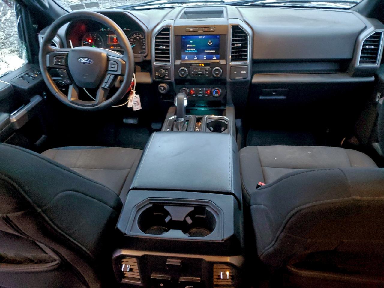 FORD F-150 SUPERCREW