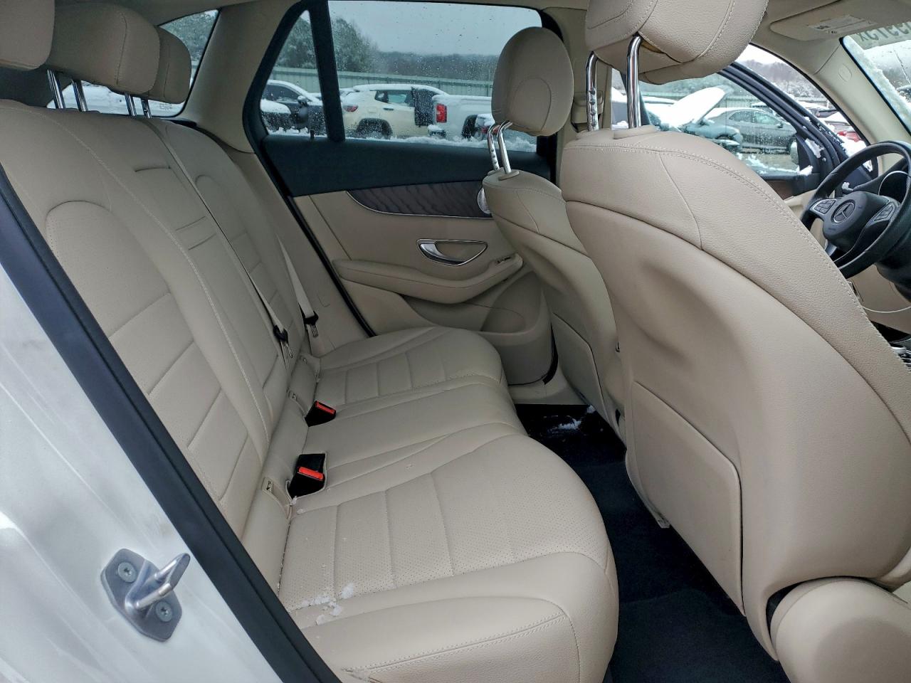 MERCEDES-BENZ GLC-CLASS 300 4MATIC