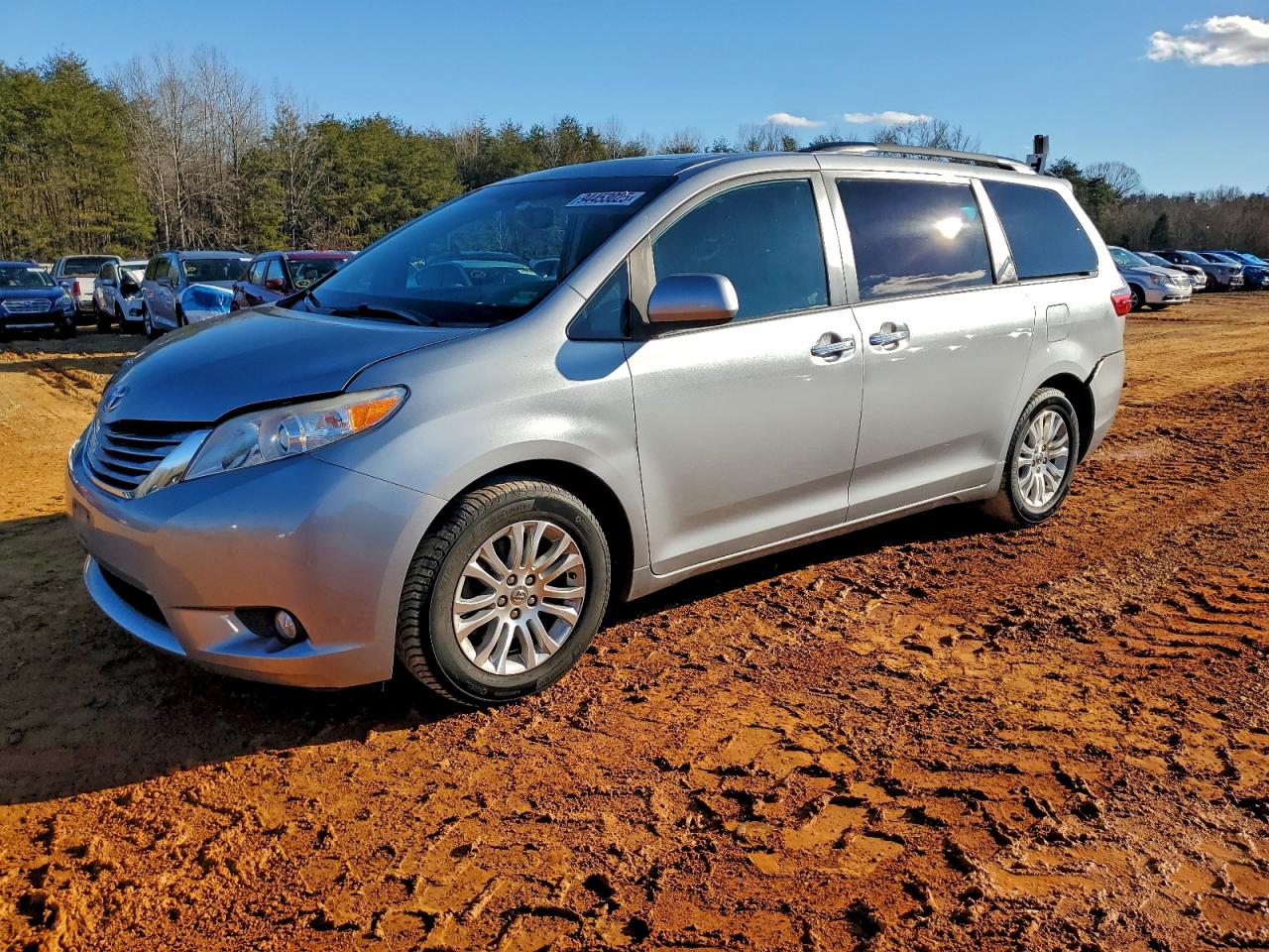 TOYOTA SIENNA XLE