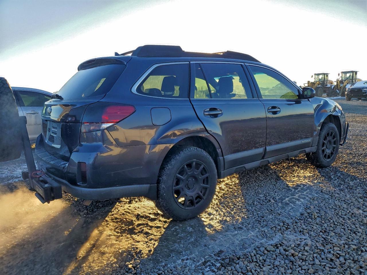Lot #3305340312 2013 SUBARU OUTBACK 3.