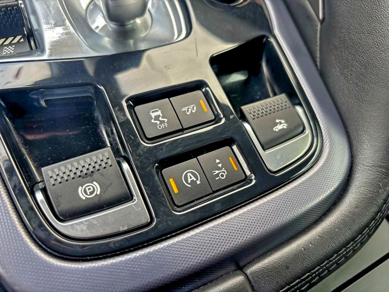 Lot #3318925963 2020 JAGUAR F-TYPE