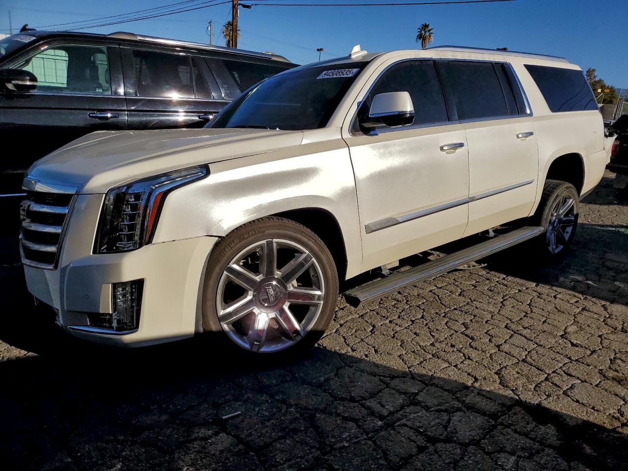 CADILLAC ESCALADE ESV PREMIUM