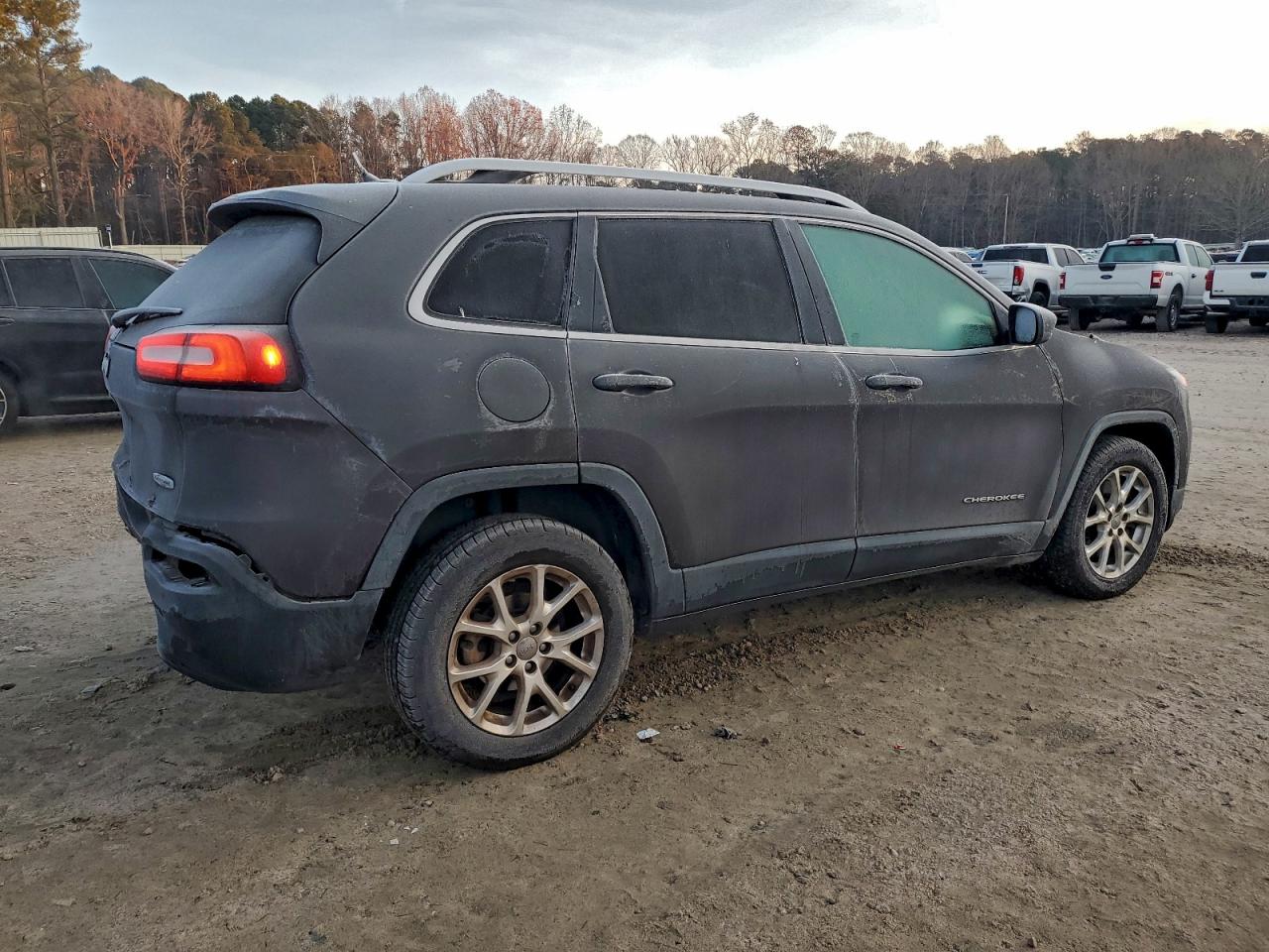 JEEP GRAND CHEROKEE LATITUDE