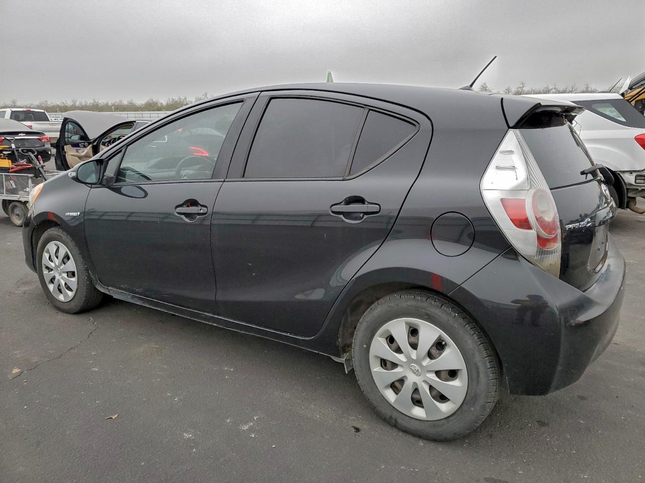 Lot #3316699531 2014 TOYOTA PRIUS C