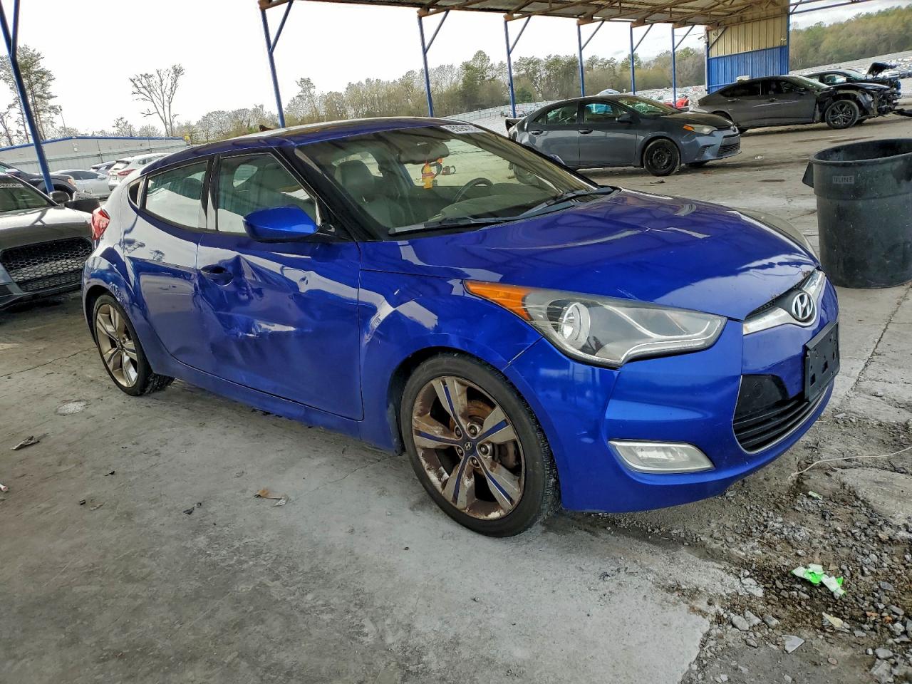 Lot #3308315158 2013 HYUNDAI VELOSTER