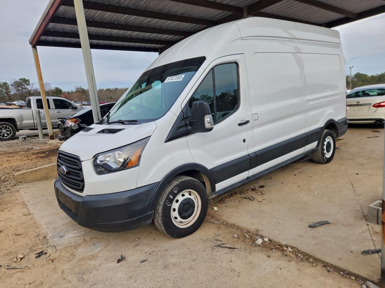 Lot #3319284705 2019 FORD TRANSIT T-