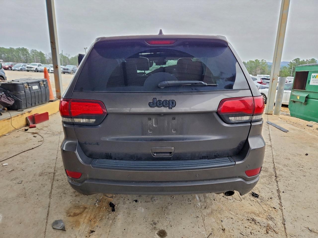 JEEP GRAND CHEROKEE LAREDO