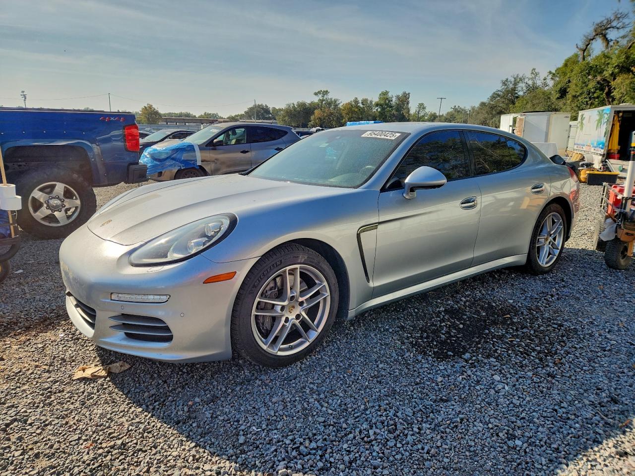 PORSCHE PANAMERA 2