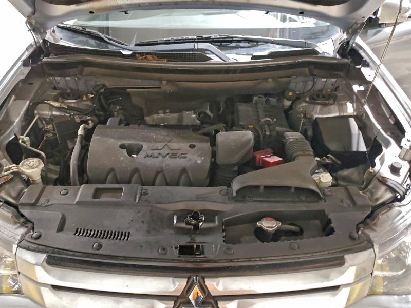 2015 MITSUBISHI OUTLANDER #3304566480