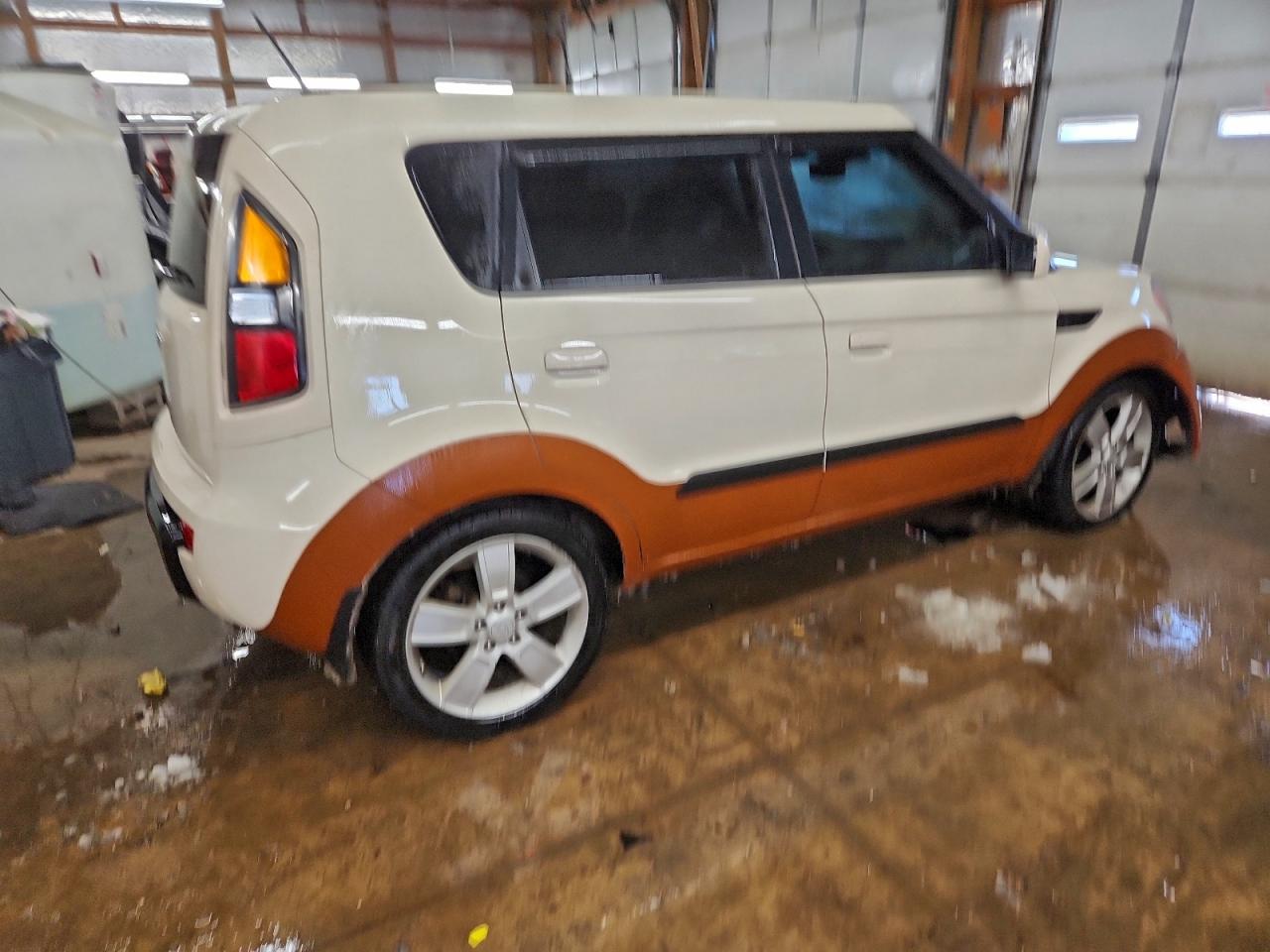KIA SOUL +