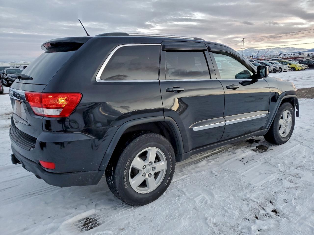 JEEP GRAND CHEROKEE LAREDO