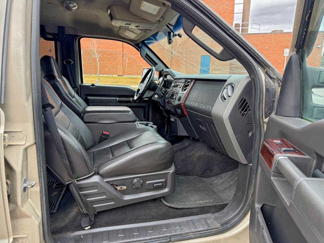 FORD F-350 SUPER DUTY