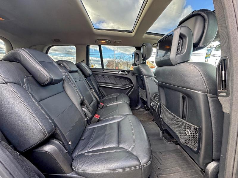 2016 MERCEDES-BENZ GL 550 4MA #3302068121