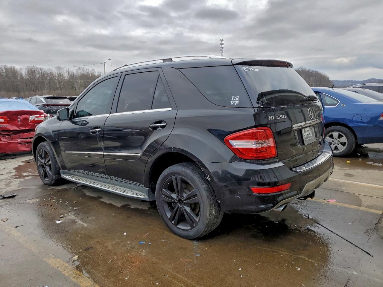 MERCEDES-BENZ M-CLASS 550 4MATIC