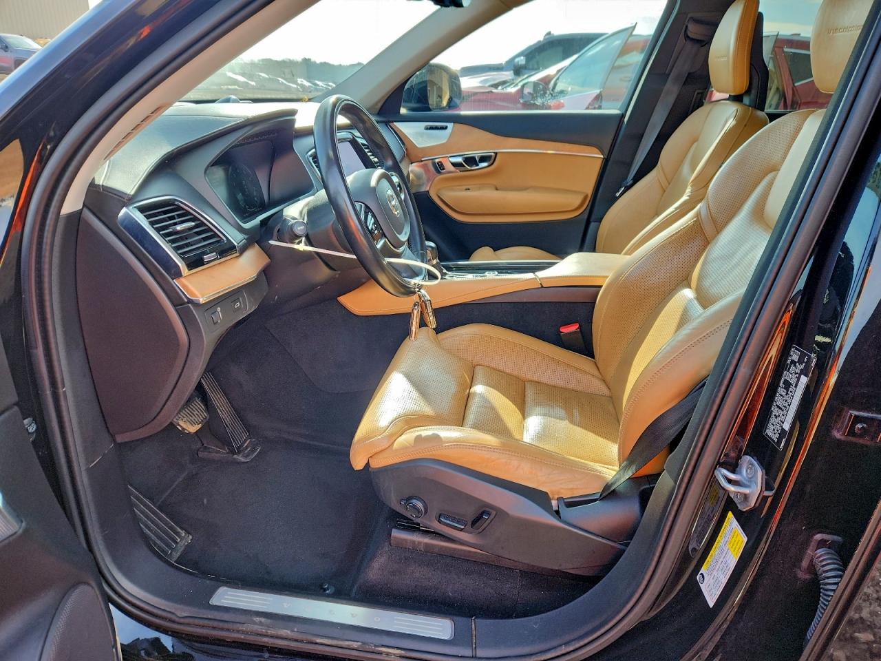 Lot #3310354956 2016 VOLVO XC90 T6