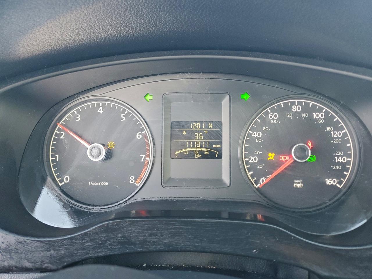 VOLKSWAGEN JETTA BASE