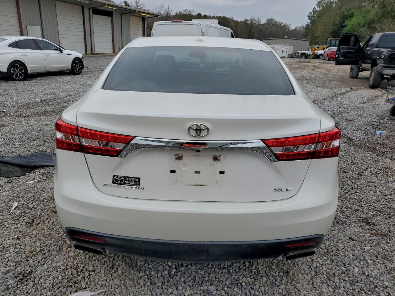 TOYOTA AVALON XLE