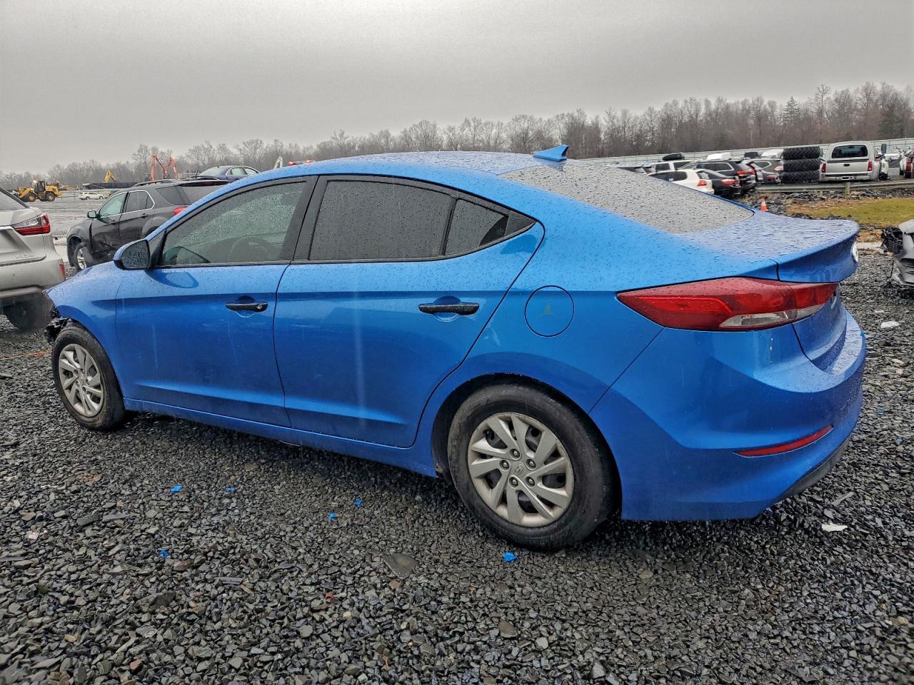 HYUNDAI ELANTRA SE
