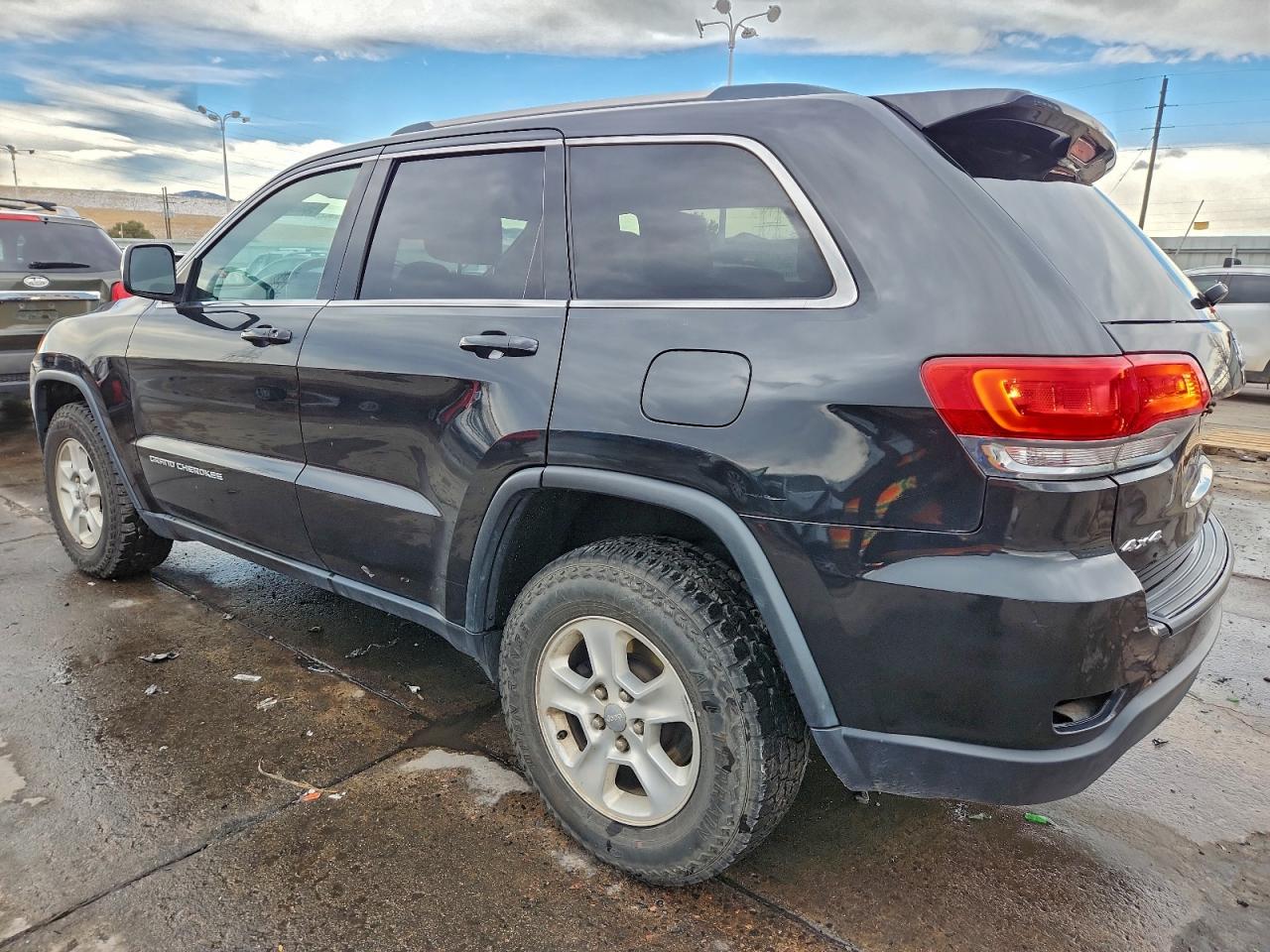 JEEP GRAND CHEROKEE LAREDO