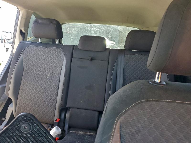 2021 VOLKSWAGEN TIGUAN S #3318807957