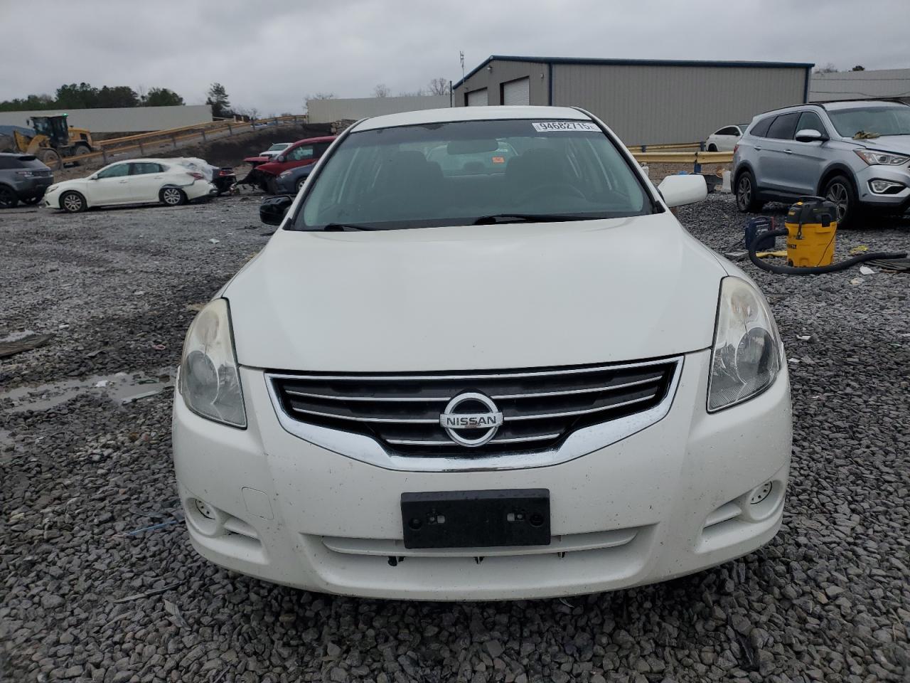 NISSAN ALTIMA BASE