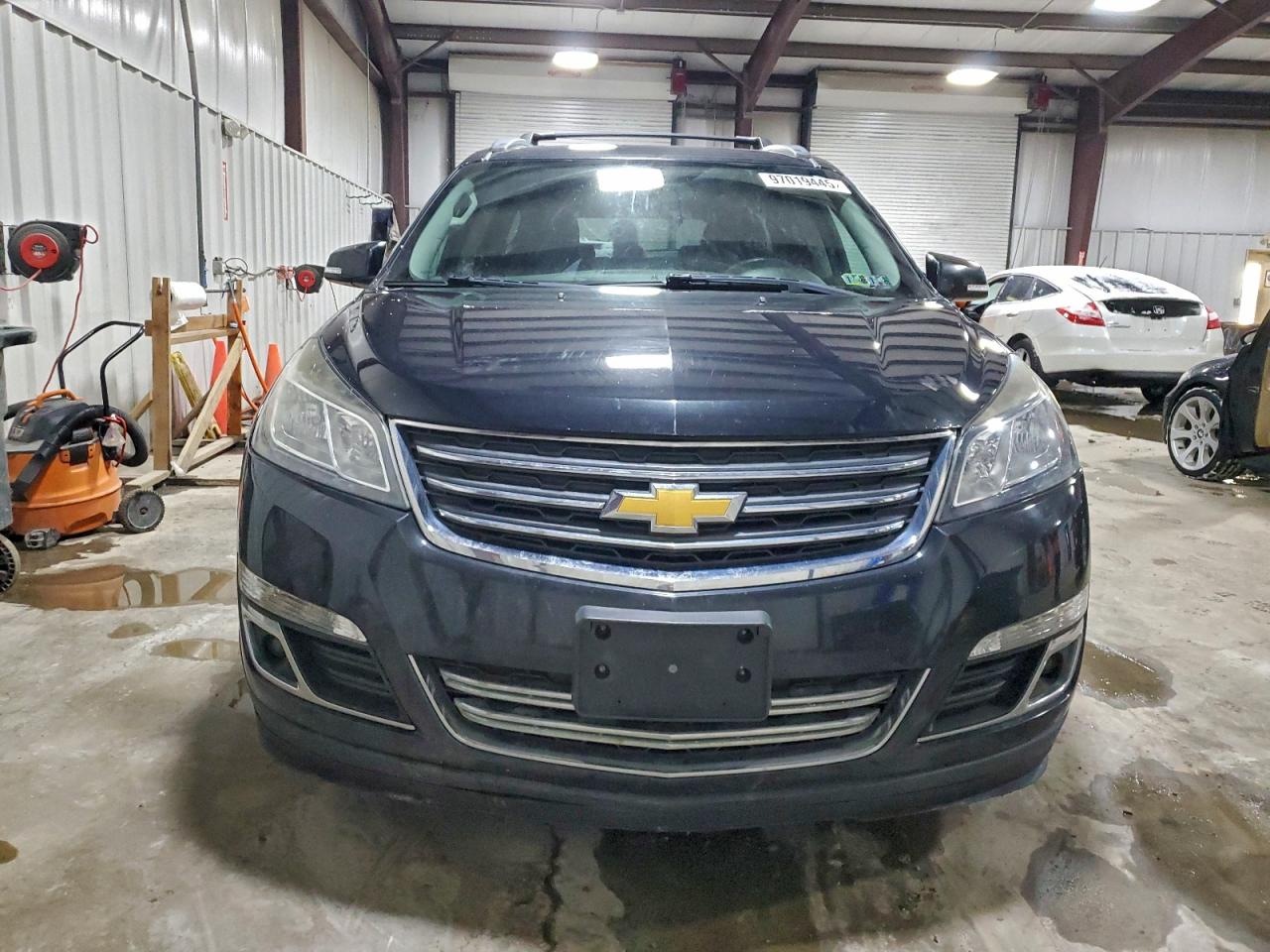 Lot #3316813433 2014 CHEVROLET TRAVERSE L